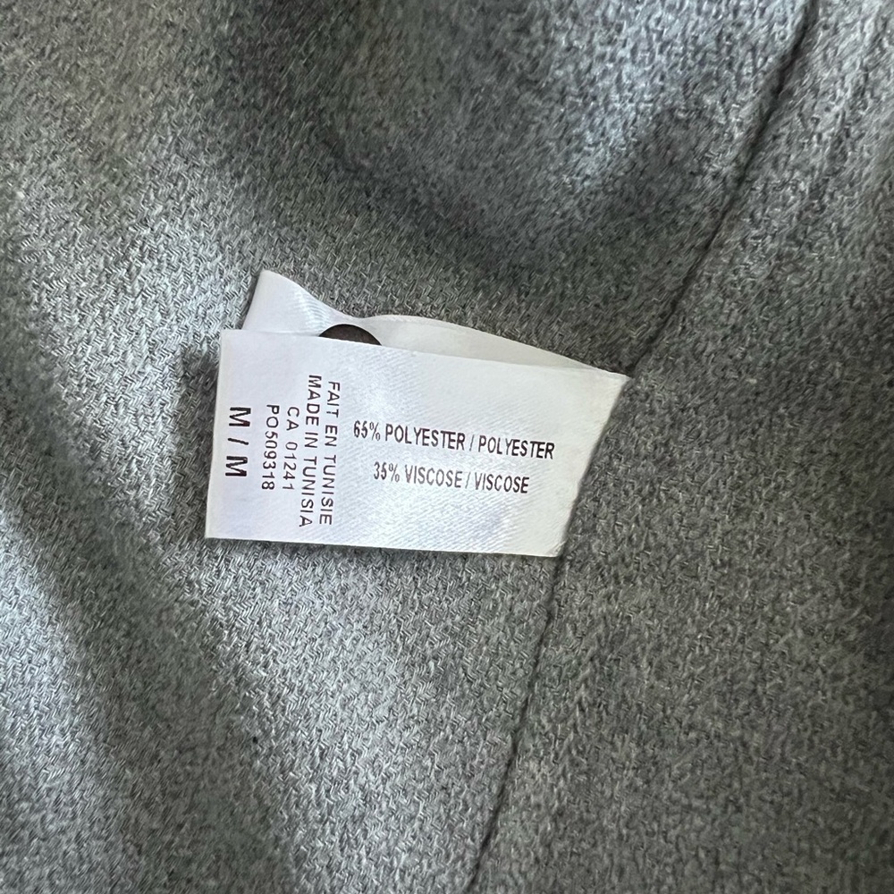 Gray Button-Up blouse - Picture 5 of 5